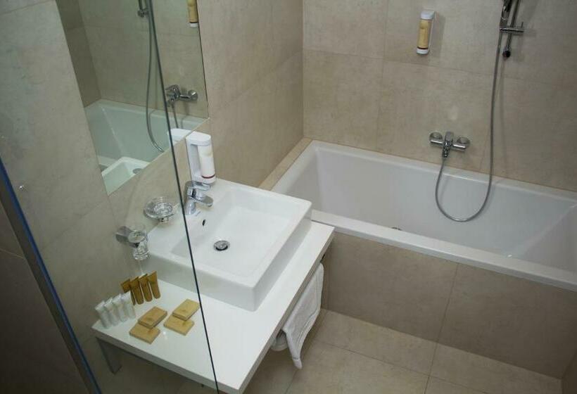 스위트 도시 전망, Sono