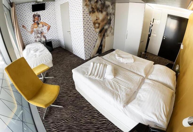 컴포트 트리플 룸, Sono