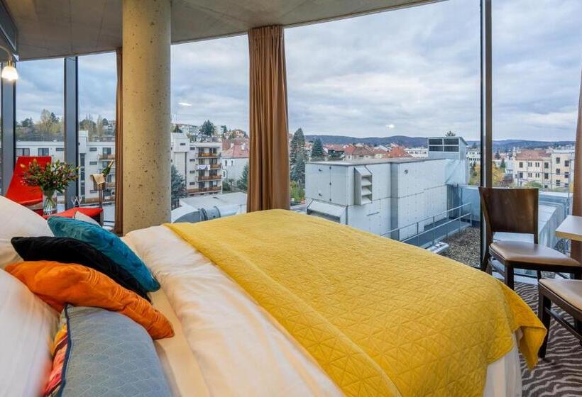 수피리어 룸, Sono