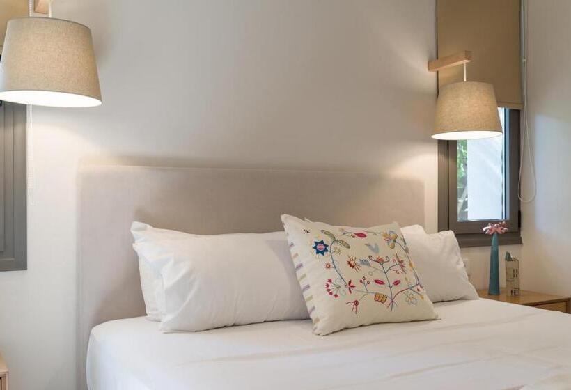 سوئیت جونیور با چشم‌انداز باغ, Lemonia Accommodations