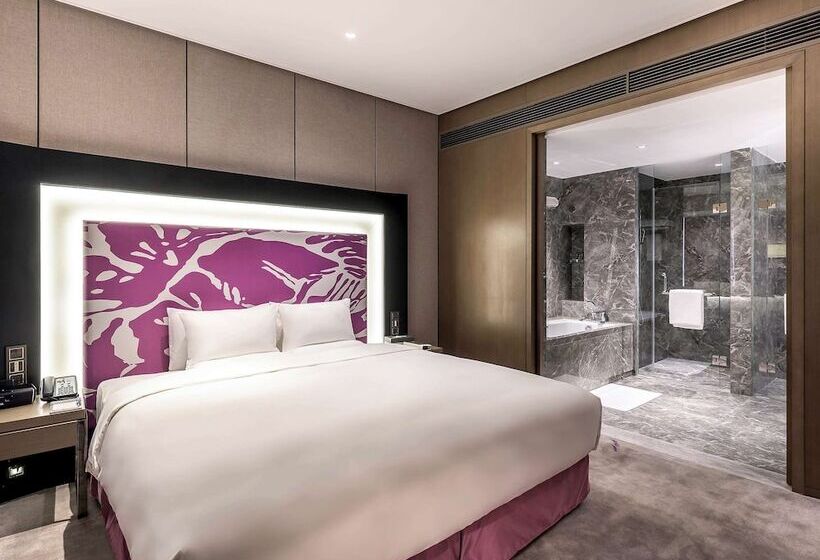 Quarto Superior, Novotel Xian Scpg