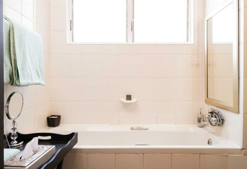 סוויטה, Ama Zulu Guesthouse & Safaris