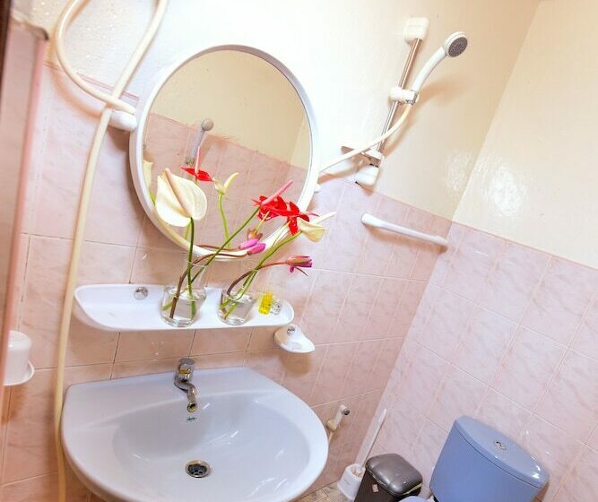 Quarto Estandar, Cara Galle Fort
