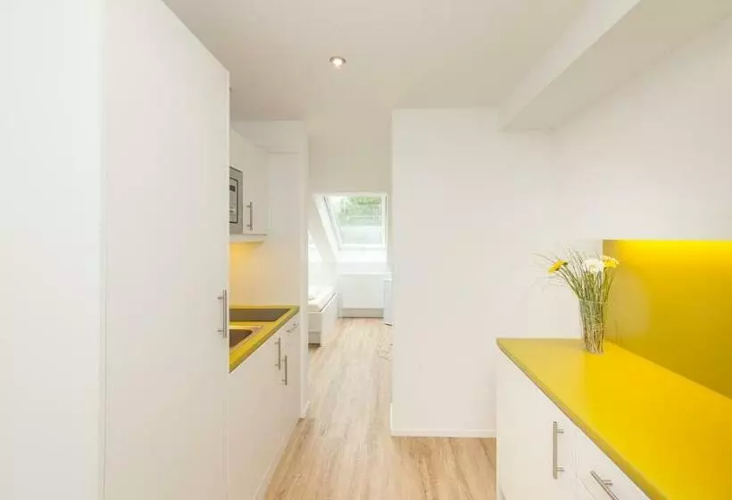 スタンダードスタジオ, Acora Fürth Living The City