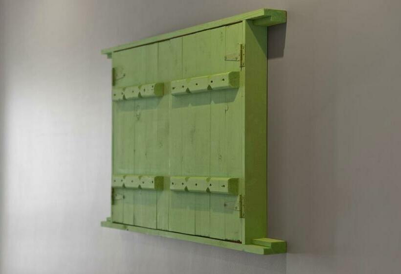 スタンダードスタジオ, Dara Salam