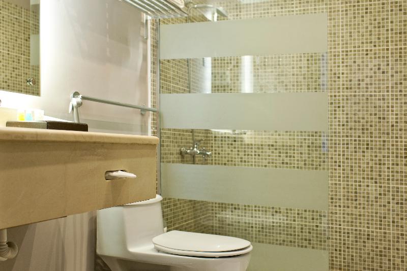 ２ベッドスイートルーム, Dara Salam