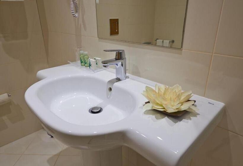 Номер Стандарт Трехместный, Azinheira By Ridan Hotels