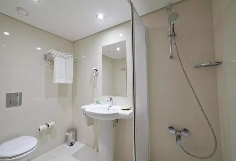 اتاق استاندارد سه نفره, Azinheira By Ridan Hotels
