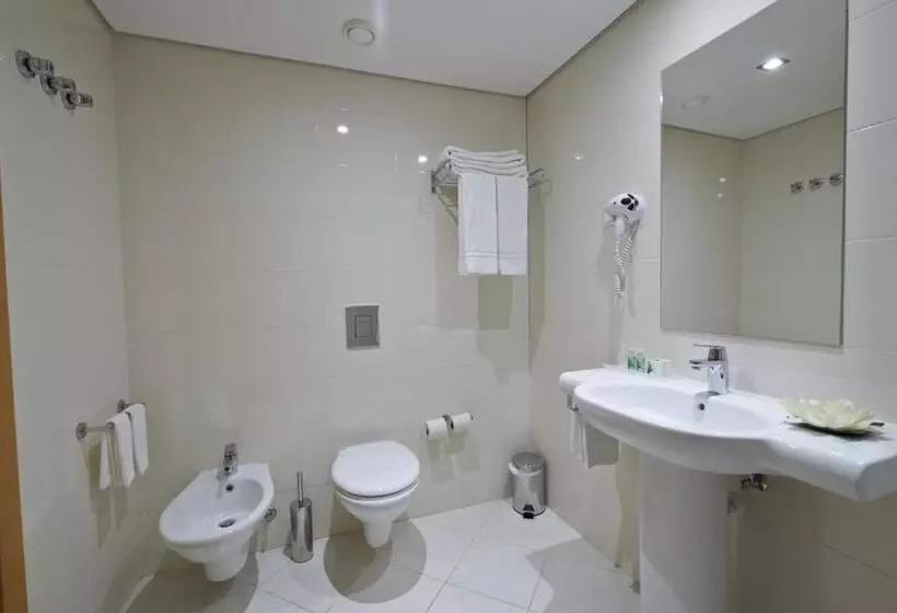 اتاق استاندارد سه نفره, Azinheira By Ridan Hotels