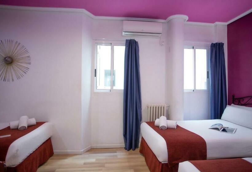 스탠다드 트리플 룸, Casual Vintage Valencia