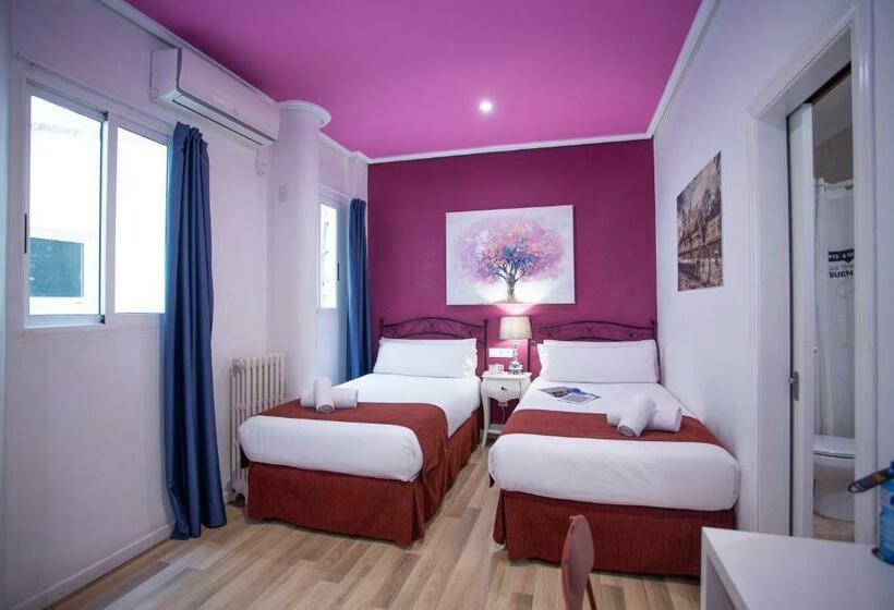 스탠다드 트리플 룸, Casual Vintage Valencia