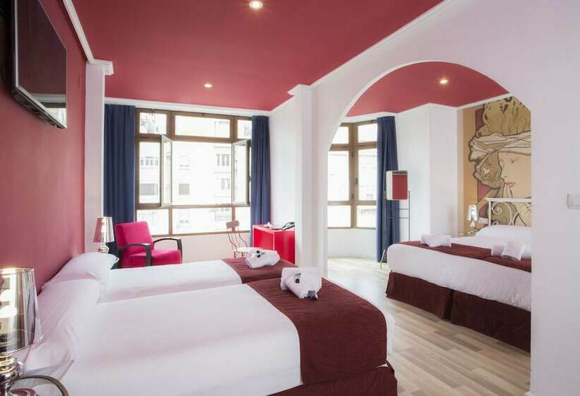 4인용 스탠다드 룸, Casual Vintage Valencia