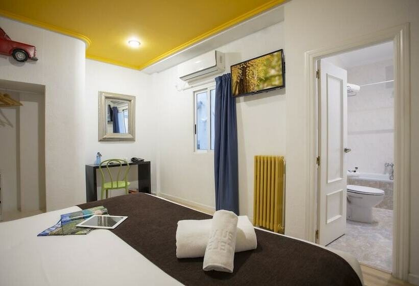 이코노미 룸, Casual Vintage Valencia