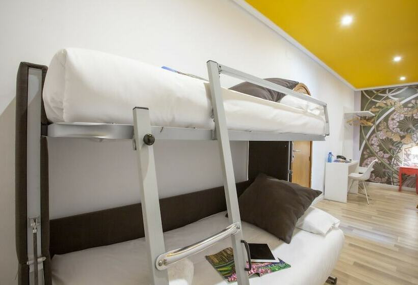 이코노이 4인룸, Casual Vintage Valencia