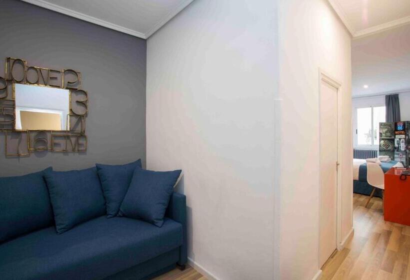 이코노이 4인룸, Casual Vintage Valencia