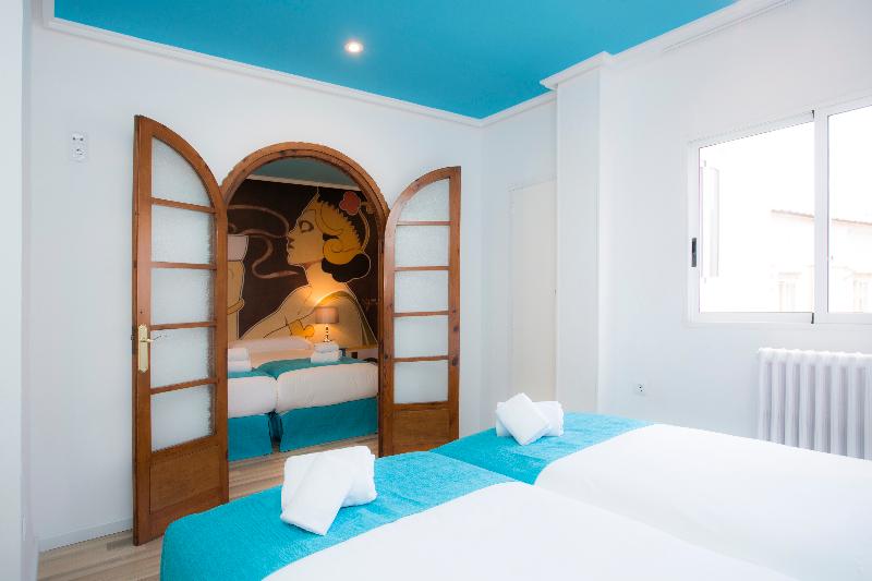 4인용 스탠다드 룸, Casual Vintage Valencia