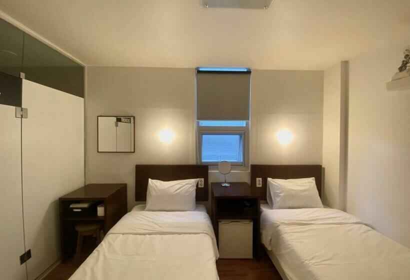 Camera Standard, Ekonomy Haeundae Hostel