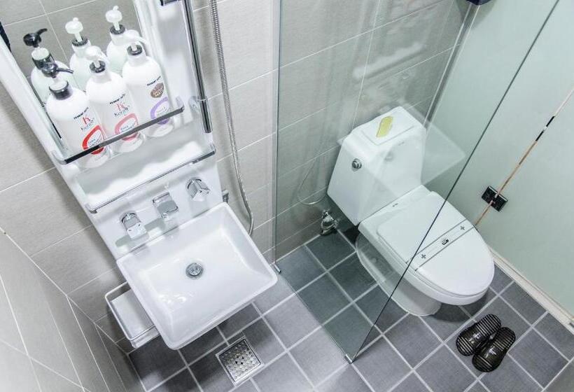 Camera Familiare, Ekonomy Haeundae Hostel