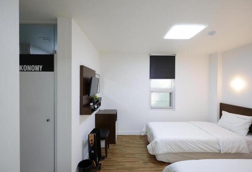 Camera Familiare Deluxe, Ekonomy Haeundae Hostel