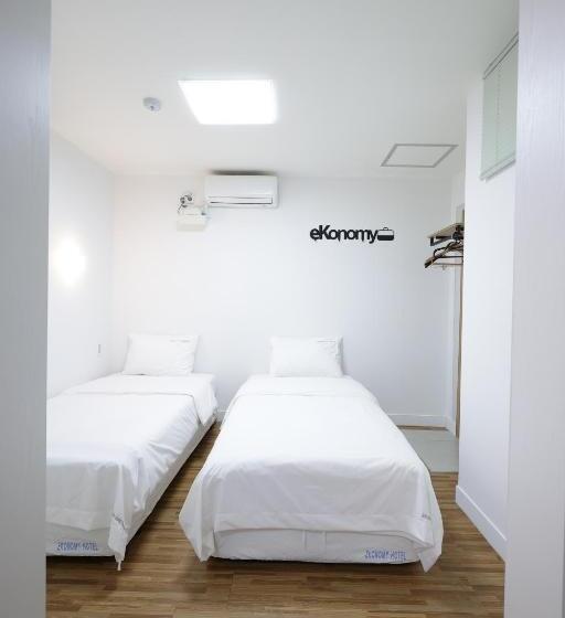 Camera Familiare Deluxe, Ekonomy Haeundae Hostel