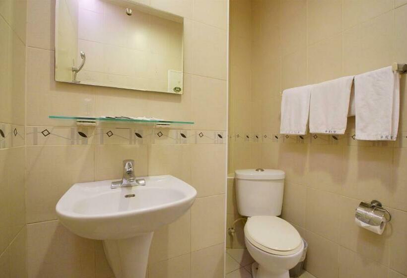 اتاق کلاس بیزنس, Happy