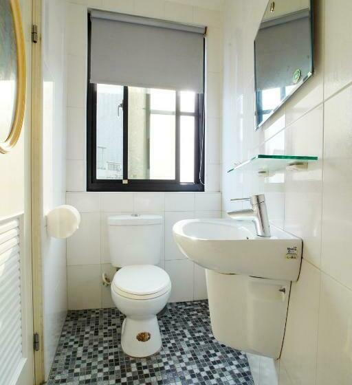 اتاق استاندارد, Happy