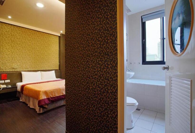 اتاق لوکس, Happy