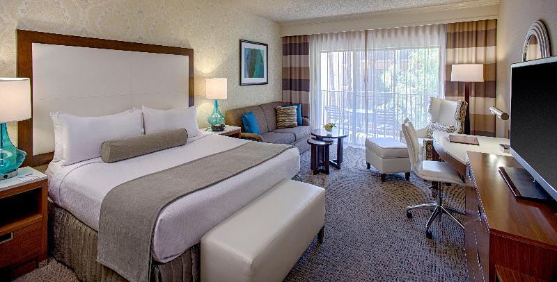 اتاق استاندارد, Happy