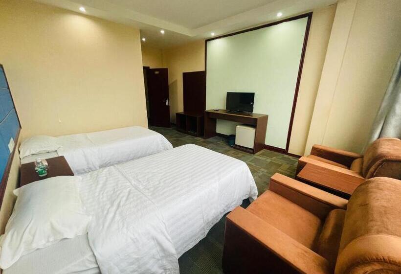 Номер Стандарт, Thavixay