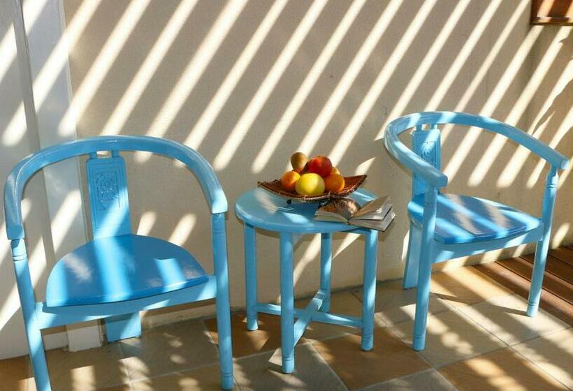 ویلای 1 خوابه, Howard Villa