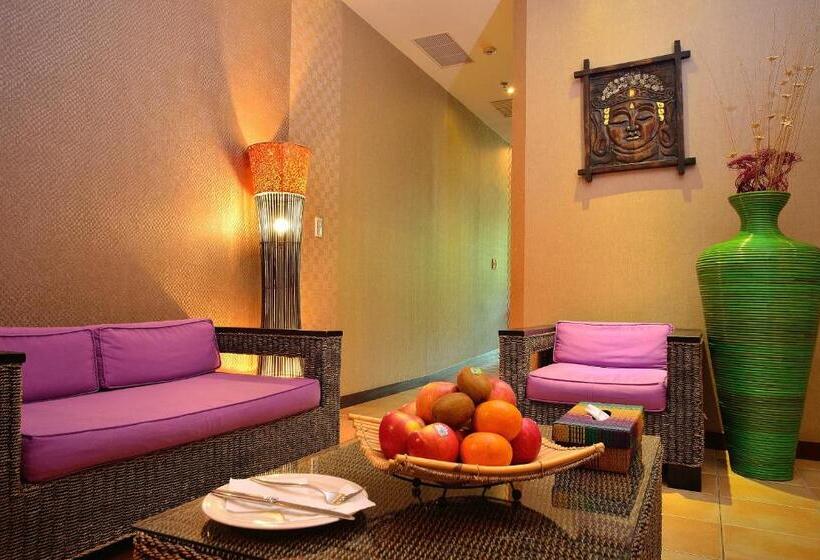 ویلای 2 خوابه, Howard Villa