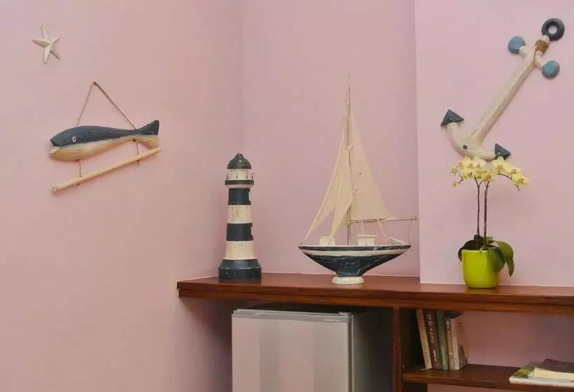 ویلای 2 خوابه, Howard Villa