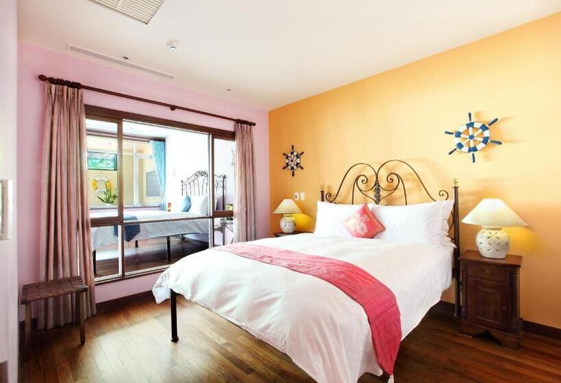 ویلای 2 خوابه, Howard Villa