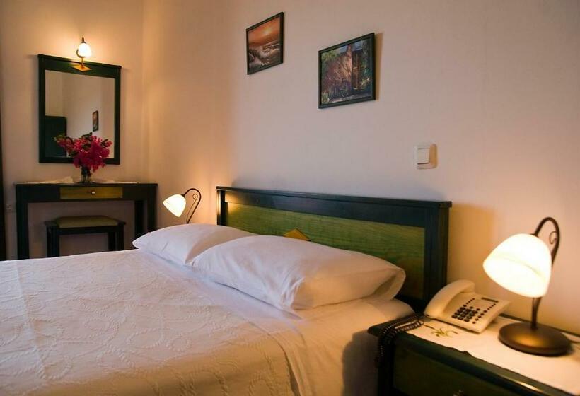 חדר סטודיו סטנדרד, Kallicrates Village