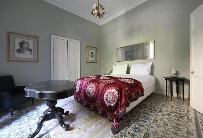 سوییت, Mimi Calpe