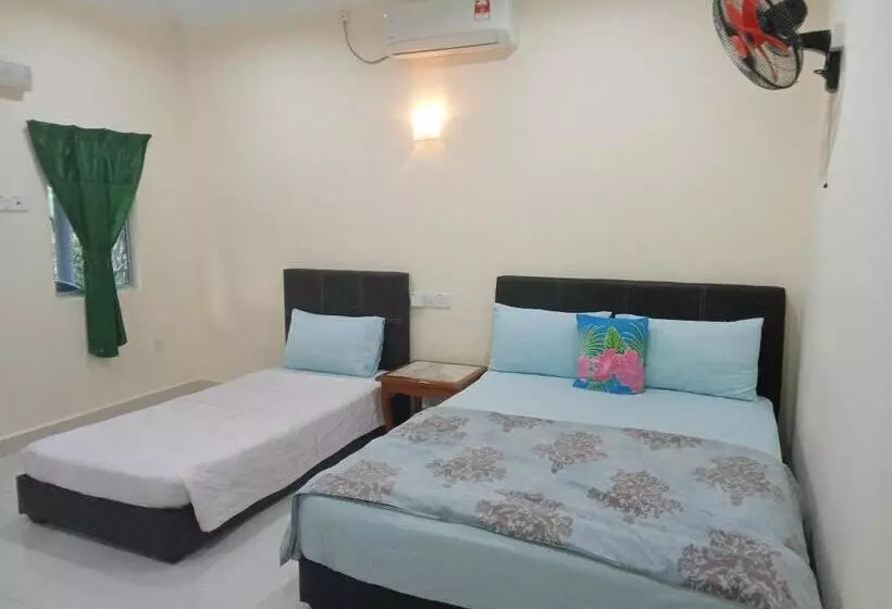 اتاق خانوادگی, Motel Aurora Damai