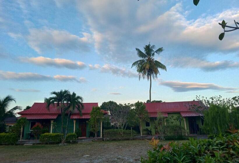 Семейный Номер, Motel Aurora Damai