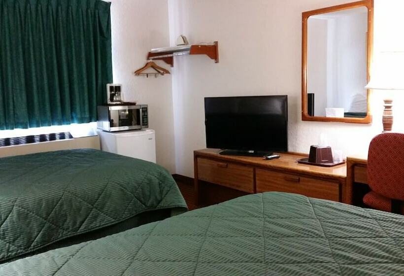 غرفه قياسيه سريرين مزدوجين, Corning Inn