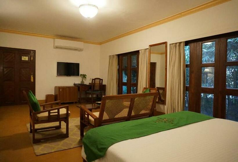 جناح, Saraca Hotel Lucknow