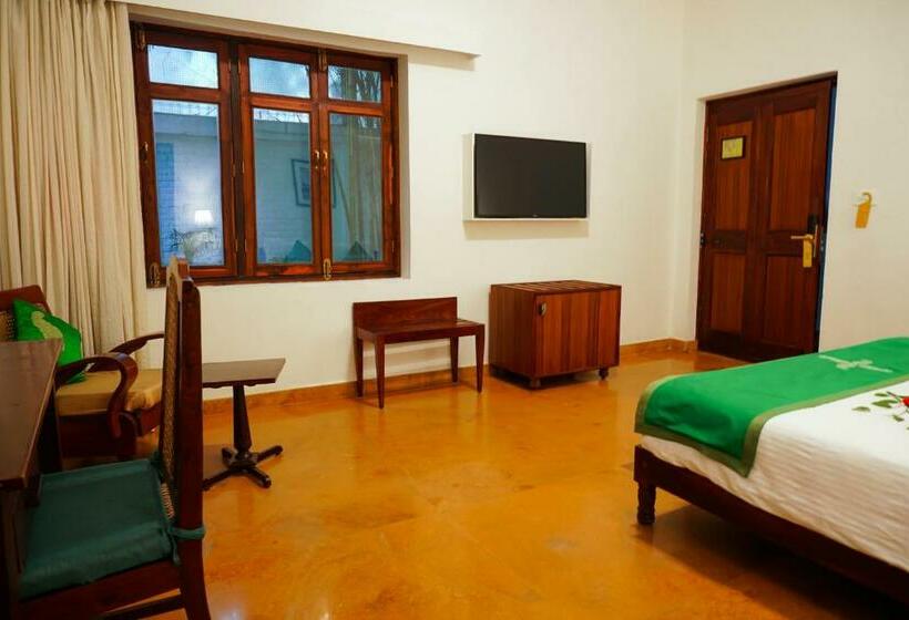 غرفة قياسية, Saraca Hotel Lucknow