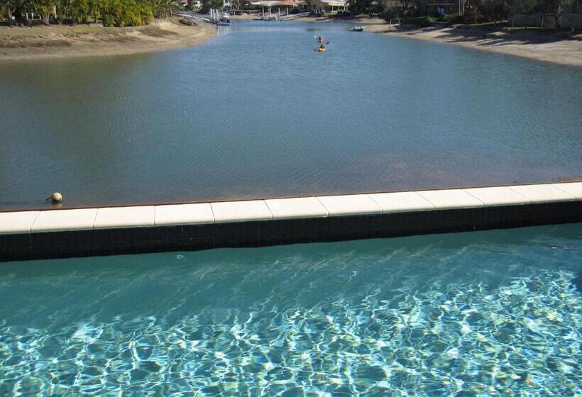 ツーベッドルーム　ヴィラ, Saltwater Villas  Pet Friendly Accommodation