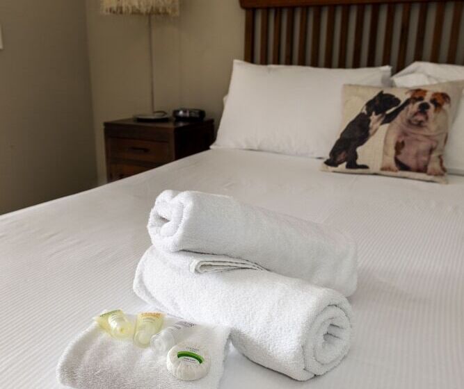 ツーベッドルーム　ヴィラ, Saltwater Villas  Pet Friendly Accommodation