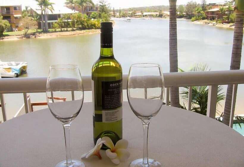 ツーベッドルーム　ヴィラ, Saltwater Villas  Pet Friendly Accommodation