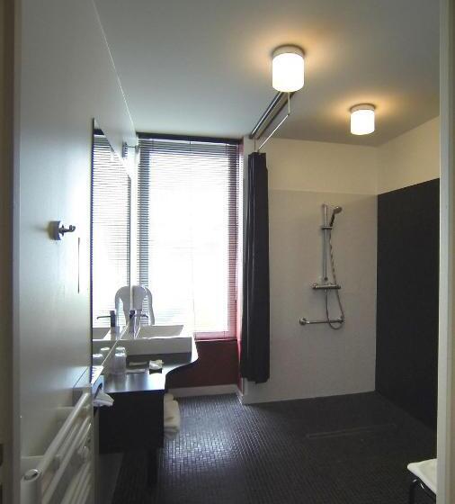 غرفة قياسية لذوى الاحتياجات الخاصة, Le Ceitya