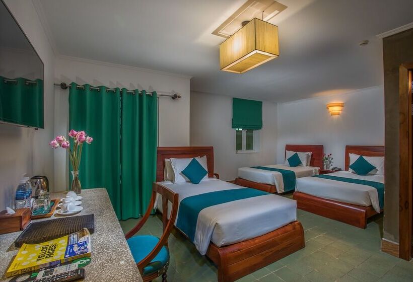 اتاق استاندارد سه نفره, V Hotel Phnom Penh