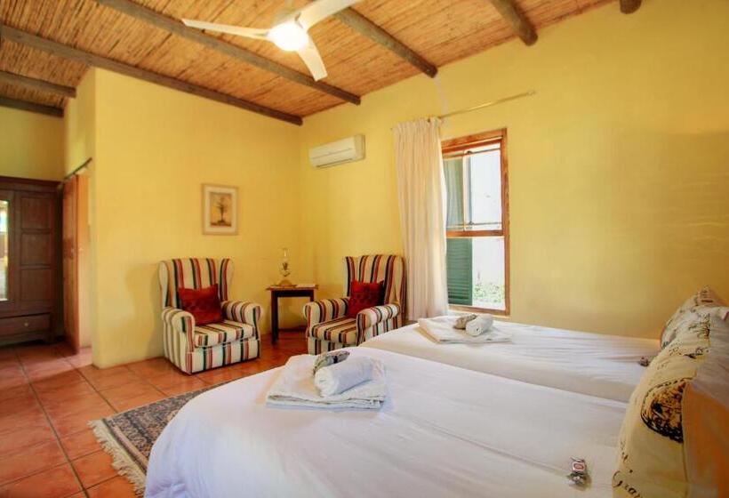 스탠다드 룸, The Willow Historical Guest House