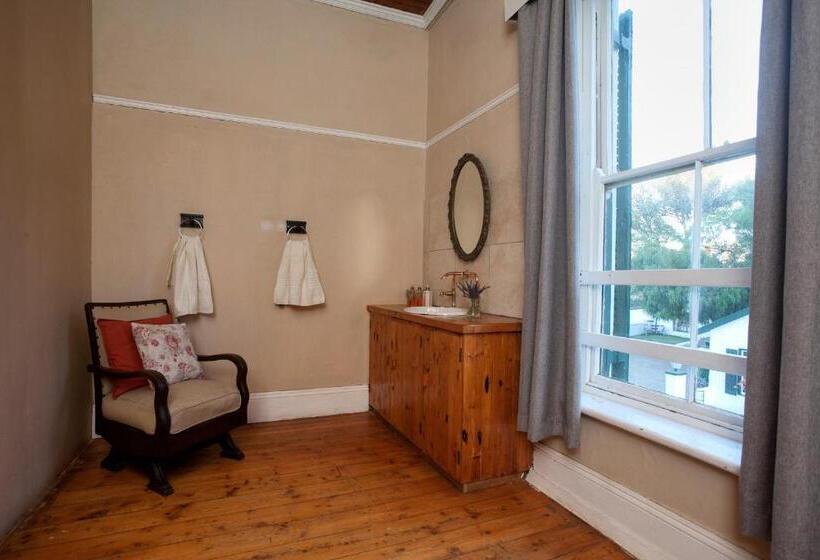 스탠다드 룸, The Willow Historical Guest House