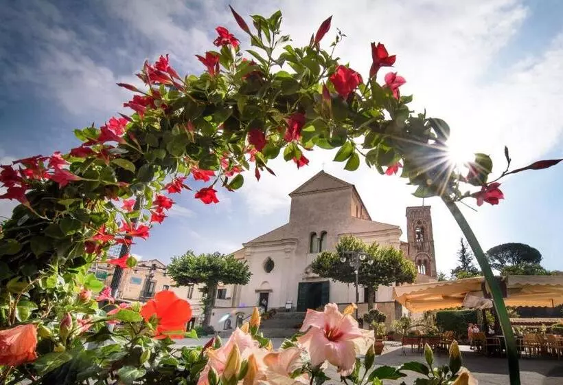 آپارتمان 2 خوابه, Ravello House
