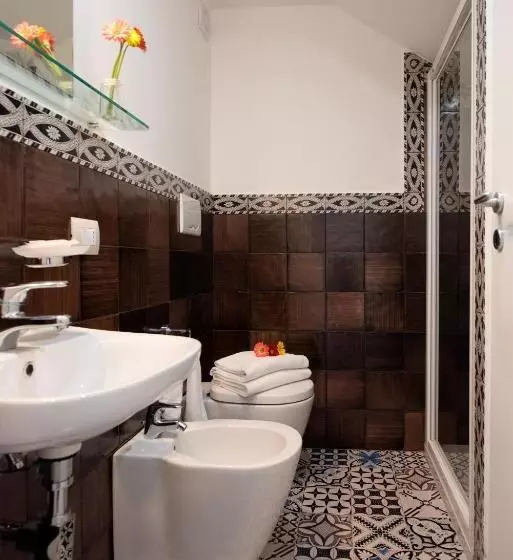 آپارتمان 2 خوابه, Ravello House