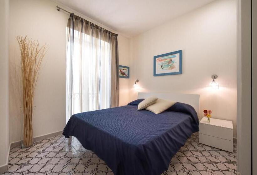 带1个卧室的带阳台的公寓, Ravello House